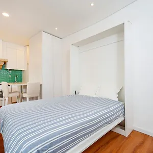 7ti7 Telhal With A Lovely Backyard Apartment Lissabon