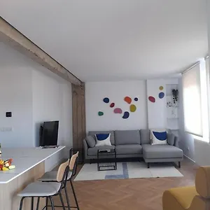 Apartamento Moderno Y Sofisticado Con Vistas A La Ciudad, Bilbao